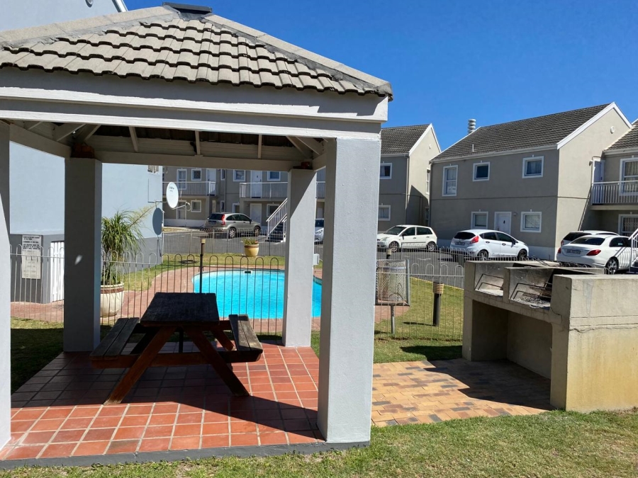 2 Bedroom Property for Sale in West Beach Western Cape